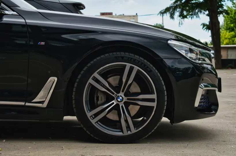 BMW 740 D xDrive M-Pack голяма снимка 1695 - CrediRent BMW 740 D xDrive M-Pack голяма снимка 1695