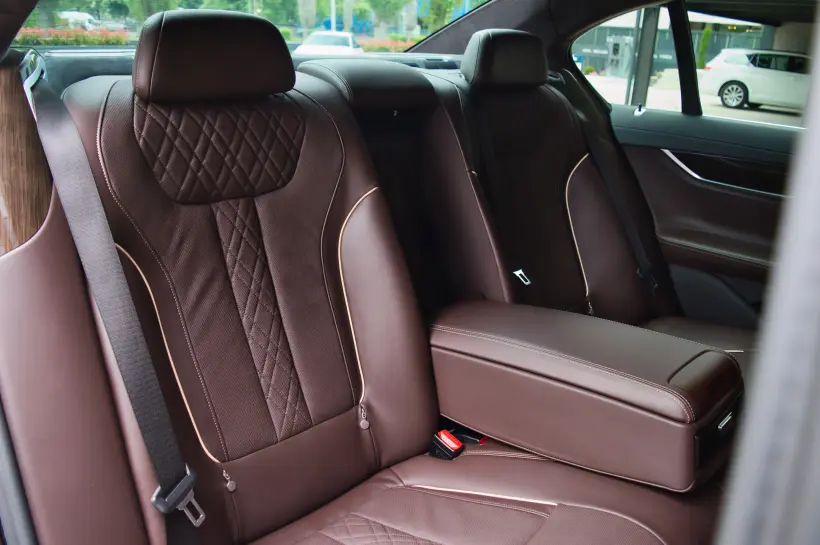 BMW 740 D xDrive M-Pack голяма снимка 1700 - CrediRent BMW 740 D xDrive M-Pack голяма снимка 1700