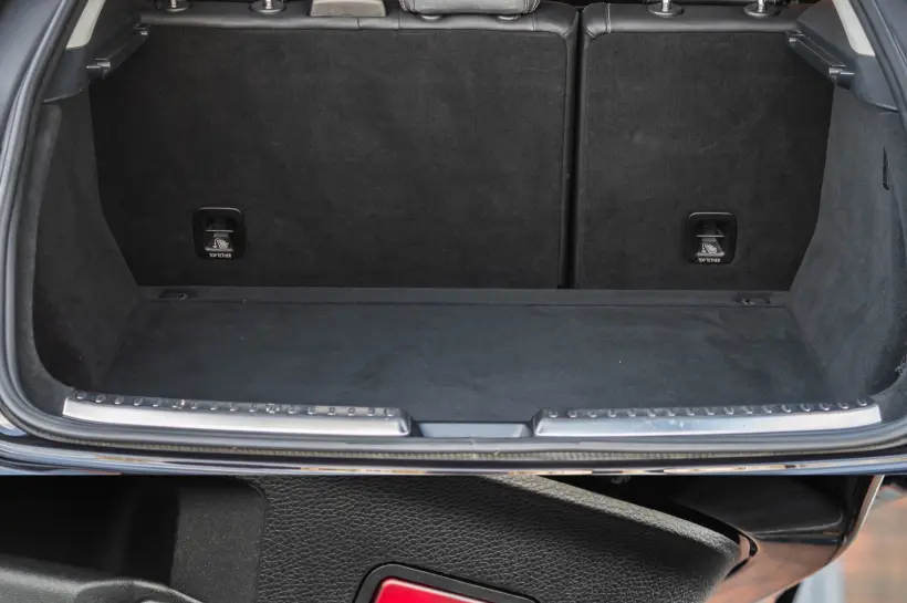 Mercedes-Benz GLE 350D Coupe AMG büyük resim 1414 - CrediRent Mercedes-Benz GLE 350D Coupe AMG büyük resim 1414