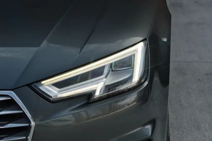 Audi A4 2.0 TDI голяма снимка 1622 - CrediRent Audi A4 2.0 TDI голяма снимка 1622