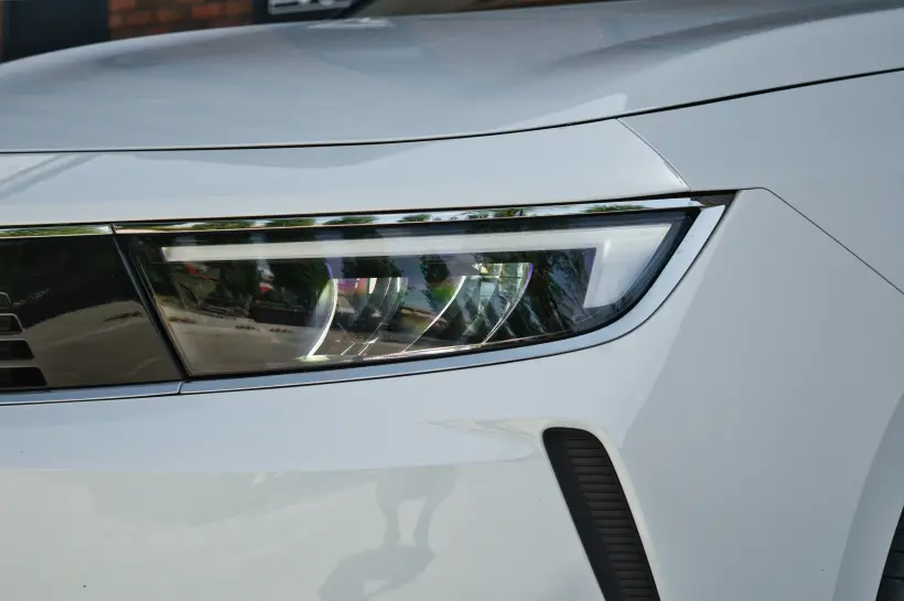 Opel Astra L 1.6 Turbo Plug-in Hybrid голяма снимка 1556 - CrediRent Opel Astra L 1.6 Turbo Plug-in Hybrid голяма снимка 1556