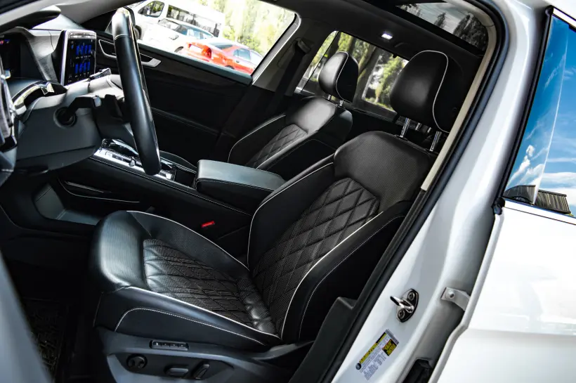 Volkswagen Atlas 2.0 TSI 4Motion picture 2431 - CrediRent Volkswagen Atlas 2.0 TSI 4Motion picture 2431