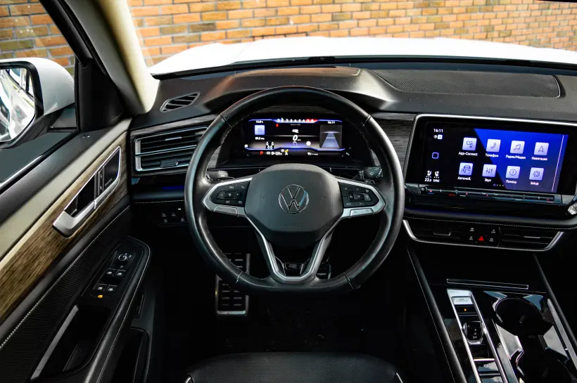 Volkswagen Atlas 2.0 TSI 4Motion picture 2434 - CrediRent Volkswagen Atlas 2.0 TSI 4Motion picture 2434
