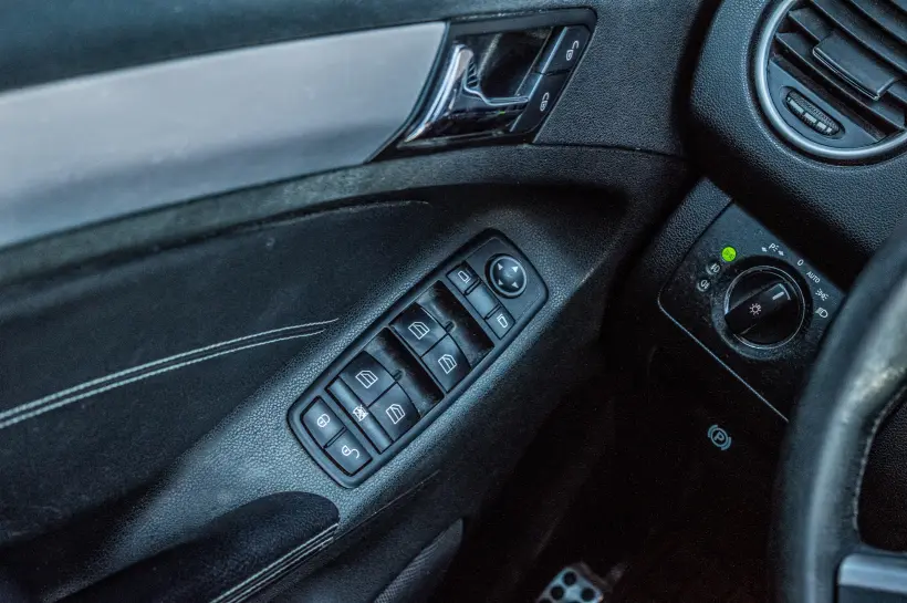 Mercedes-Benz ML 280 CDI FACELIFT голяма снимка 199 - CrediRent Mercedes-Benz ML 280 CDI FACELIFT голяма снимка 199