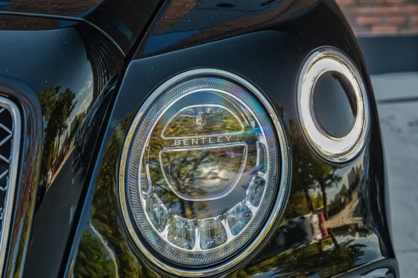 Bentley Bentayga W12 6.0 FULL голяма снимка 375 - CrediRent Bentley Bentayga W12 6.0 FULL голяма снимка 375