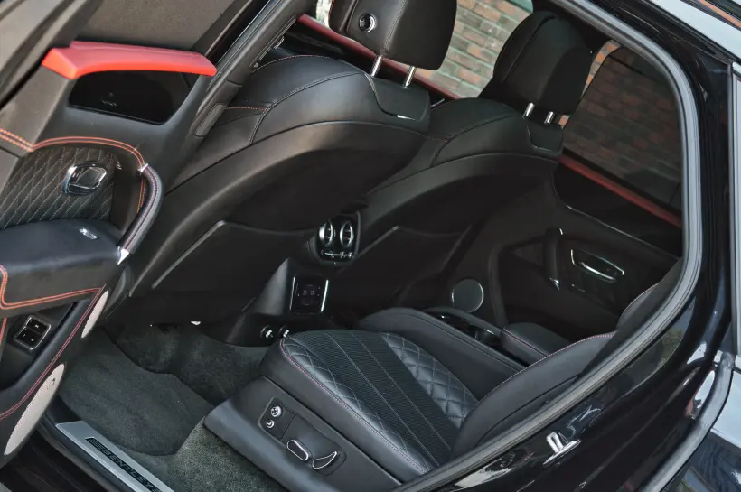 Bentley Bentayga W12 6.0 büyük resim 1837 - CrediRent Bentley Bentayga W12 6.0 büyük resim 1837