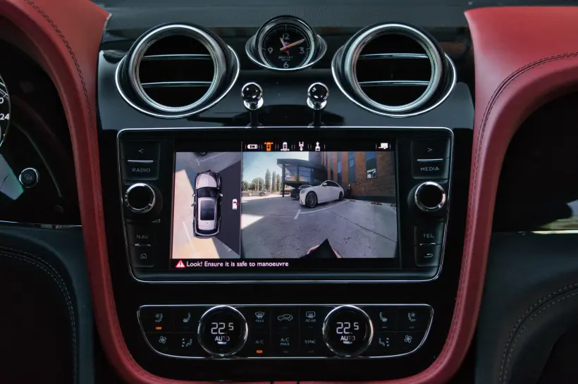 Bentley Bentayga W12 6.0 büyük resim 1845 - CrediRent Bentley Bentayga W12 6.0 büyük resim 1845