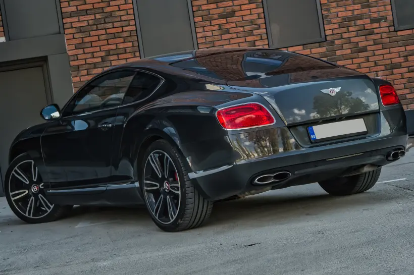 Bentley Continental GT 4.0 V8 голяма снимка 407 - CrediRent Bentley Continental GT 4.0 V8 голяма снимка 407