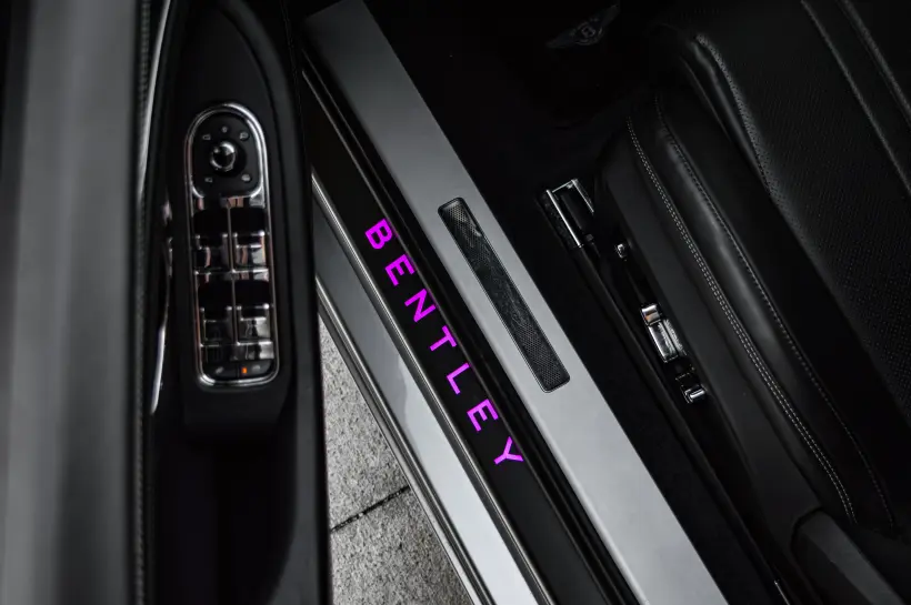 Bentley Continental GT 6.0 W12 picture 2338 - CrediRent Bentley Continental GT 6.0 W12 picture 2338
