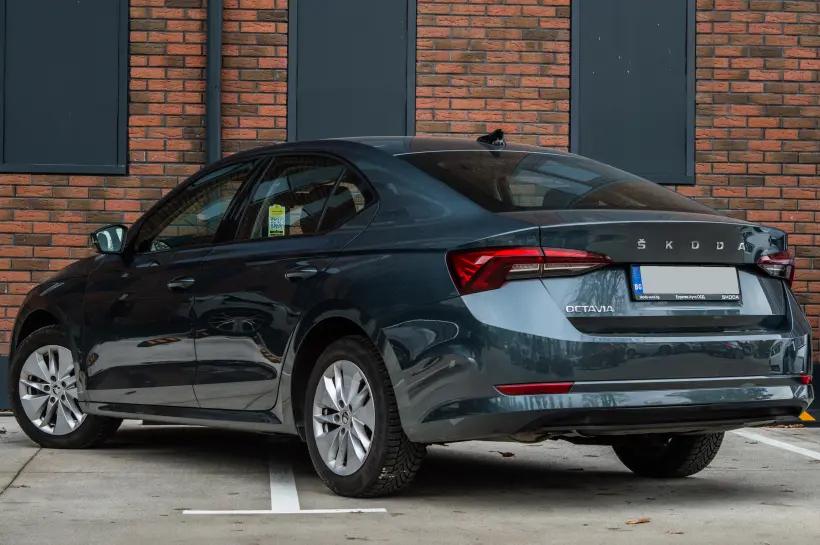 Skoda Octavia 2.0 TDI голяма снимка 1321 - CrediRent Skoda Octavia 2.0 TDI голяма снимка 1321