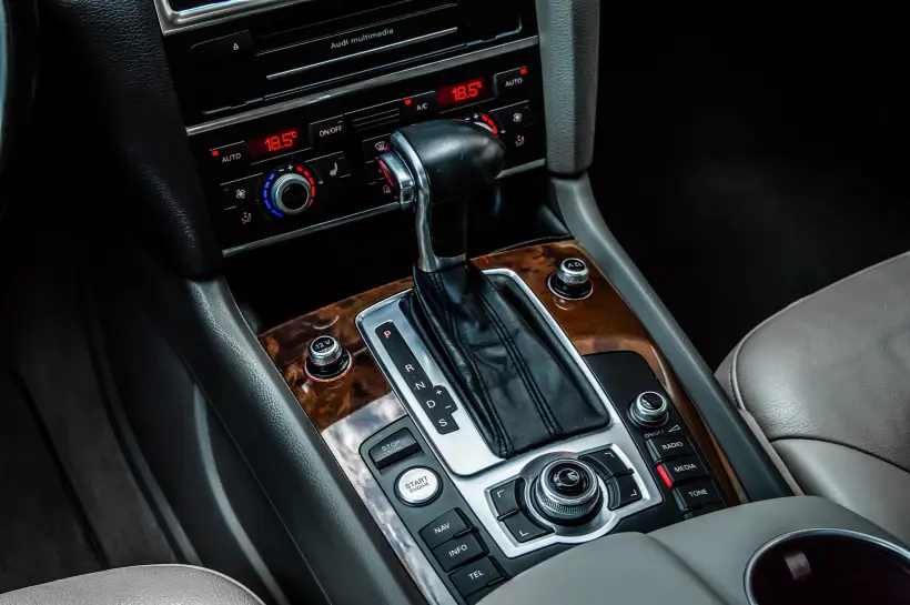 Lynk & Co 01 Plug-in Hybrid голяма снимка 290 - CrediRent Lynk & Co 01 Plug-in Hybrid голяма снимка 290