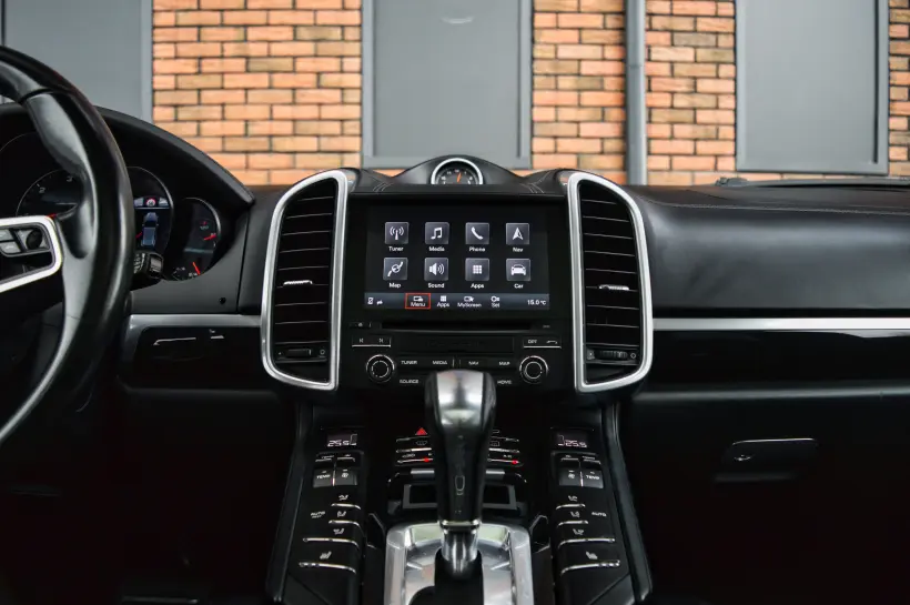 Porsche Cayenne D Platinum Edition голяма снимка 1384 - CrediRent Porsche Cayenne D Platinum Edition голяма снимка 1384