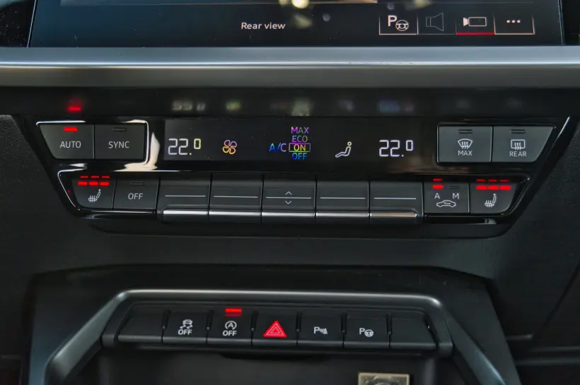 Audi A3 35 TDI голяма снимка 1268 - CrediRent Audi A3 35 TDI голяма снимка 1268