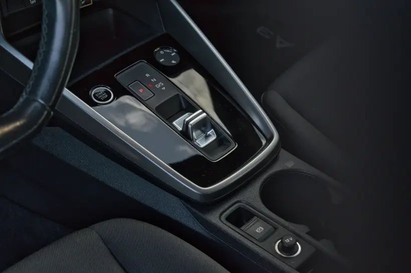 Audi A3 35 TDI голяма снимка 1270 - CrediRent Audi A3 35 TDI голяма снимка 1270