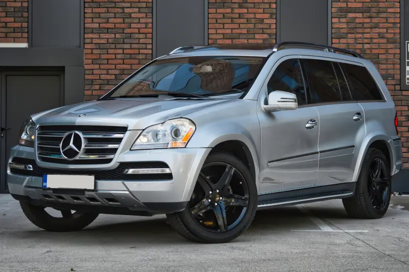 Mercedes GL550 4Matic голяма снимка 1053 - CrediRent Mercedes GL550 4Matic голяма снимка 1053