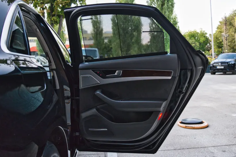 Audi A8 3.0 TDI W12 Kit голяма снимка 1088 - CrediRent Audi A8 3.0 TDI W12 Kit голяма снимка 1088