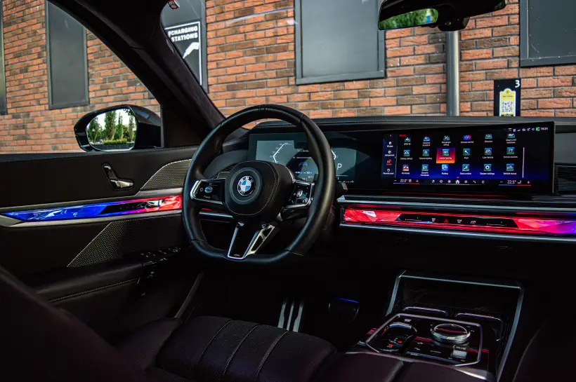 BMW 740 D xDrive M-Package Pro picture 2267 - CrediRent BMW 740 D xDrive M-Package Pro picture 2267