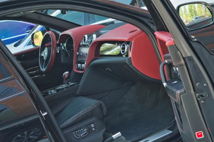 Bentley Bentayga W12 6.0 büyük resim 848 - CrediRent Bentley Bentayga W12 6.0 büyük resim 848