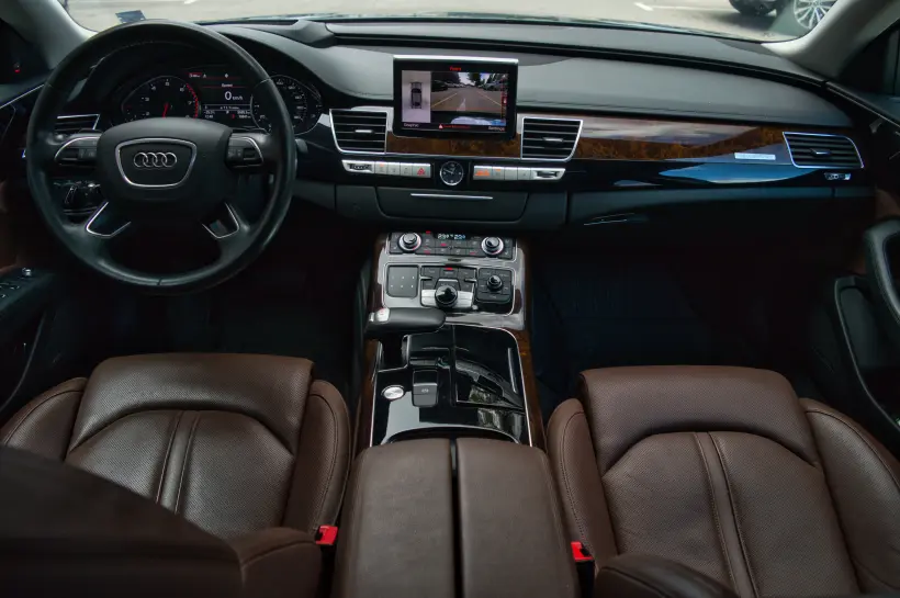 Audi A8L 4.0 TFSI Quattro büyük resim 1102 - CrediRent Audi A8L 4.0 TFSI Quattro büyük resim 1102