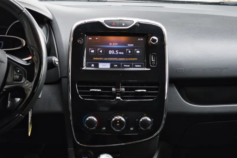 Renault Clio 1.5 dCI büyük resim 1238 - CrediRent Renault Clio 1.5 dCI büyük resim 1238