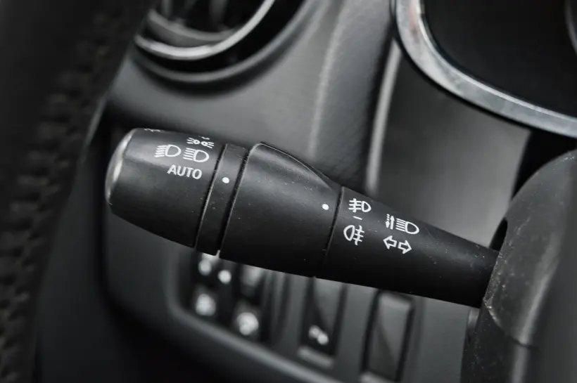 Renault Clio 1.5 dCI büyük resim 1244 - CrediRent Renault Clio 1.5 dCI büyük resim 1244