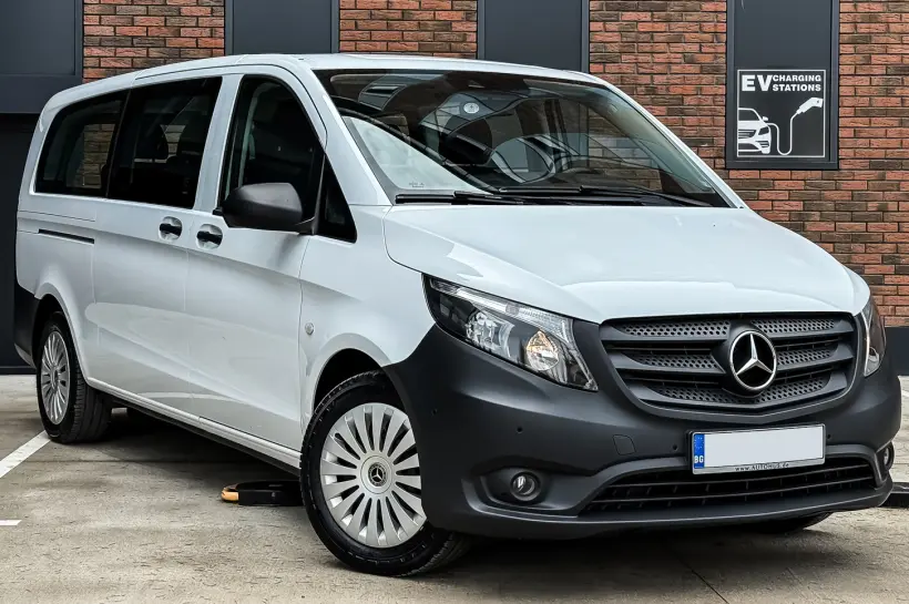 Mercedes Vito Tourer голяма снимка 631 - CrediRent Mercedes Vito Tourer голяма снимка 631