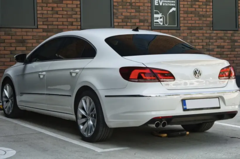 Volkwagen Passat CC голяма снимка 881 - CrediRent Volkwagen Passat CC голяма снимка 881