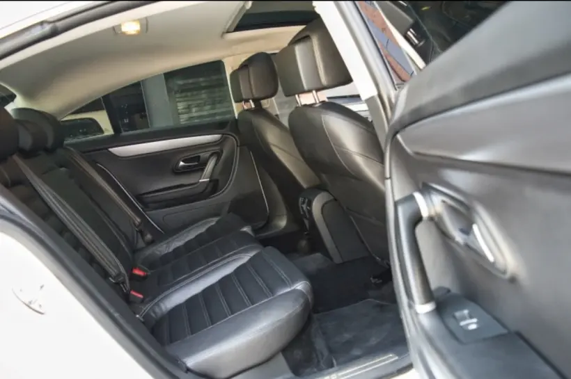 Volkwagen Passat CC голяма снимка 890 - CrediRent Volkwagen Passat CC голяма снимка 890