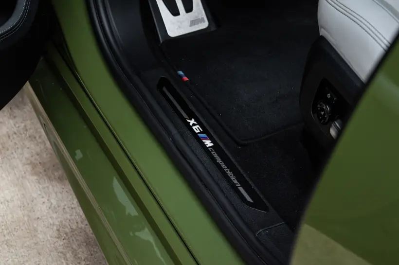 BMW X6 M Competition picture 2310 - CrediRent BMW X6 M Competition picture 2310