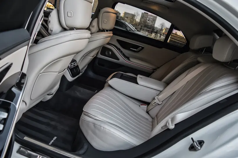 Mercedes-Benz S500 L 4M AMG голяма снимка 471 - CrediRent Mercedes-Benz S500 L 4M AMG голяма снимка 471