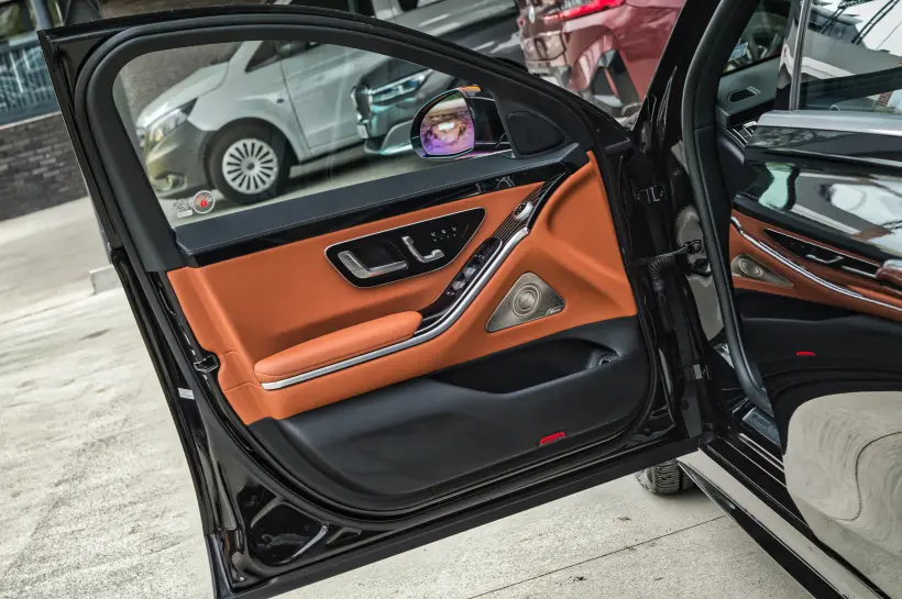 Mercedes-Benz S580 L 4M AMG голяма снимка 506 - CrediRent Mercedes-Benz S580 L 4M AMG голяма снимка 506