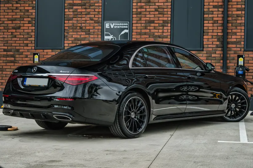 Mercedes-Benz S580 L 4M AMG голяма снимка 497 - CrediRent Mercedes-Benz S580 L 4M AMG голяма снимка 497