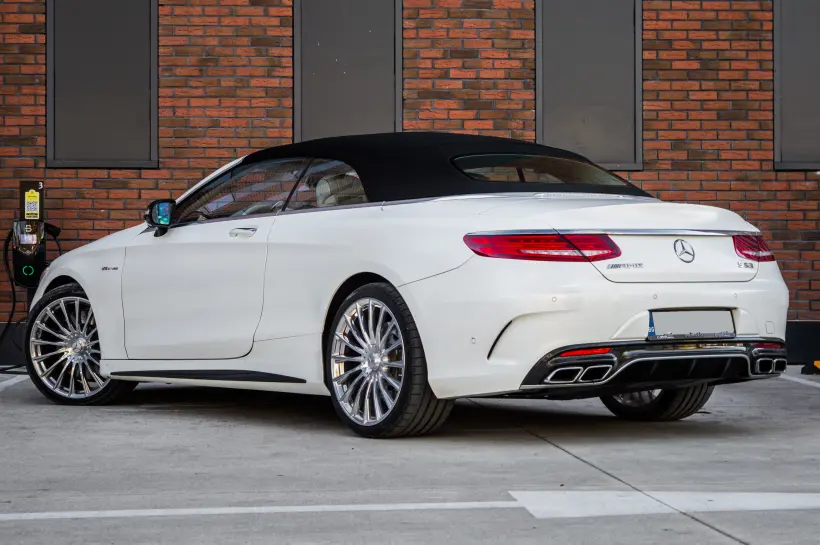 Mercedes-Benz S 63 AMG 4Matic Cabriolet picture 2395 - CrediRent Mercedes-Benz S 63 AMG 4Matic Cabriolet picture 2395