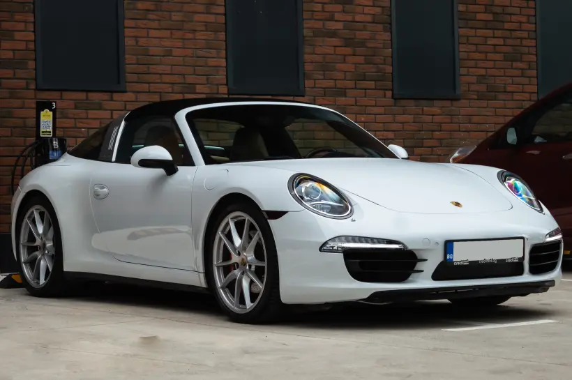 Porsche 911 991 Targa 4S голяма снимка 2185 - CrediRent Porsche 911 991 Targa 4S голяма снимка 2185