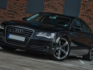 Audi А8 4.2 FSI Quattro - CrediRent Audi А8 4.2 FSI Quattro
