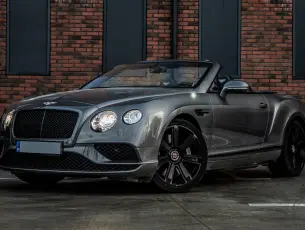 Bentley Continental GTC 4.0 V8 - CrediRent Bentley Continental GTC 4.0 V8