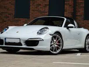 Porsche 911 991 Targa 4S - CrediRent Porsche 911 991 Targa 4S