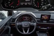 Audi Q5 2.0 TFSI Quattro малка снимка 2229 - CrediRent Audi Q5 2.0 TFSI Quattro малка снимка 2229