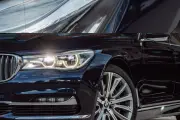 BMW 750 i xDrive tumbs picture 1979 - CrediRent BMW 750 i xDrive tumbs picture 1979