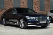 BMW 750 i xDrive tumbs picture 1980 - CrediRent BMW 750 i xDrive tumbs picture 1980