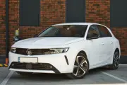 Opel Astra L 1.6 Turbo Plug-in Hybrid малка снимка 1558 - CrediRent Opel Astra L 1.6 Turbo Plug-in Hybrid малка снимка 1558