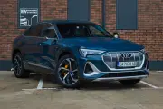 Audi E-Tron 55 Quattro Sportsback küçük resim 1442 - CrediRent Audi E-Tron 55 Quattro Sportsback küçük resim 1442