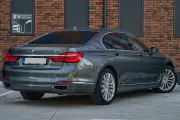 BMW 730d xDrive küçük resim 1037 - CrediRent BMW 730d xDrive küçük resim 1037