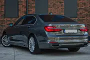 BMW 730d xDrive küçük resim 1039 - CrediRent BMW 730d xDrive küçük resim 1039